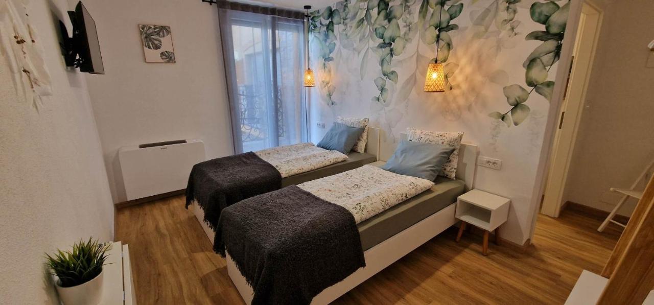Hotel Samarin Crnomelj Bagian luar foto