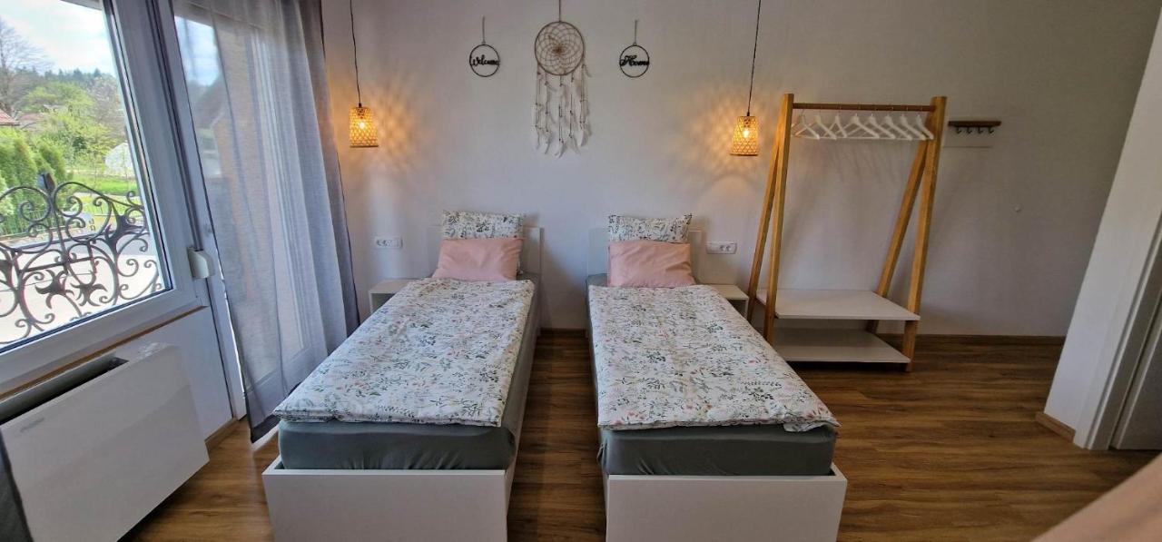 Hotel Samarin Crnomelj Bagian luar foto