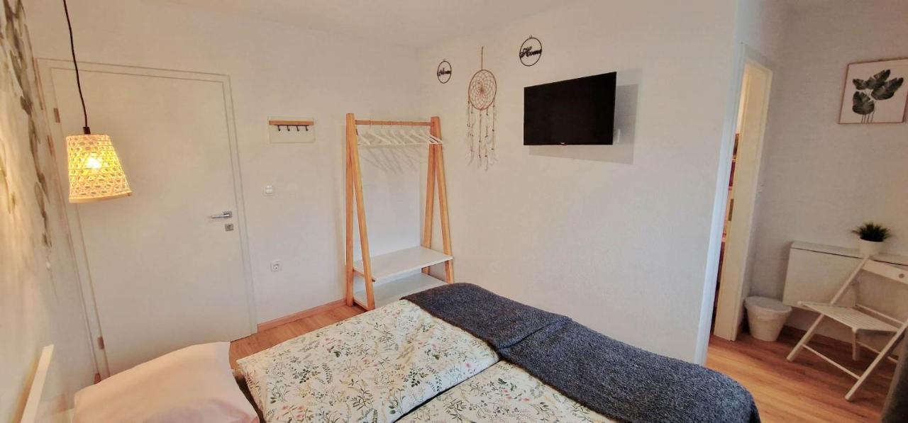 Hotel Samarin Crnomelj Bagian luar foto