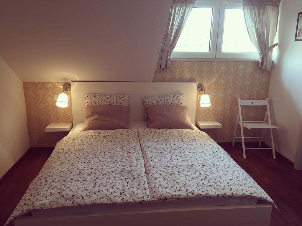 Hotel Samarin Crnomelj Bagian luar foto